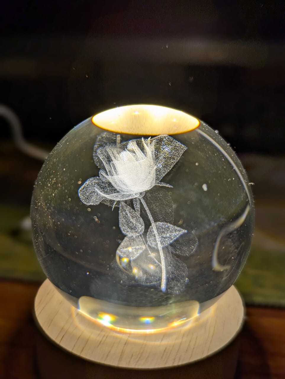 3D Crystal Ball LED Lamp with Wooden Base – USB Powered Night Light, Romantic Laser Engraved Glass